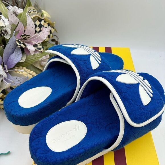 Men’s Gucci, X Adidas, limited edition slides size 9, made in Italy - Picture 5 of 9